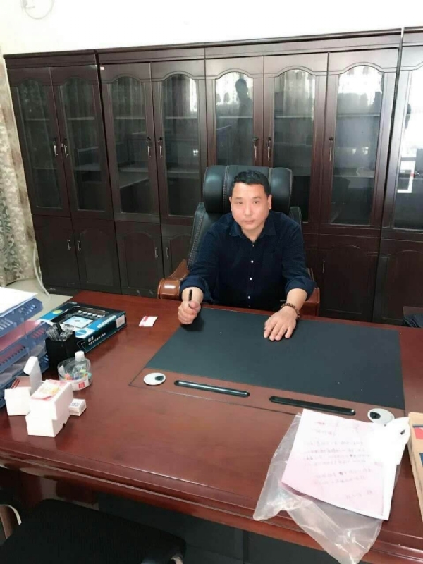 艺术家的第一张照片--长乐残疾人相亲网